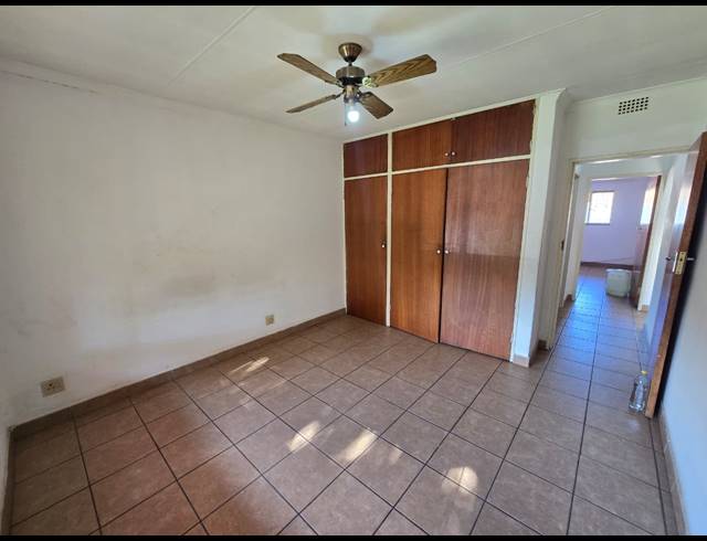 2 BEDROOM FLAT TO LET IN VEREENIGING CENTRAL